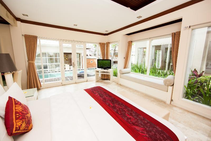 Bugan Villas Seminyak Extérieur photo
